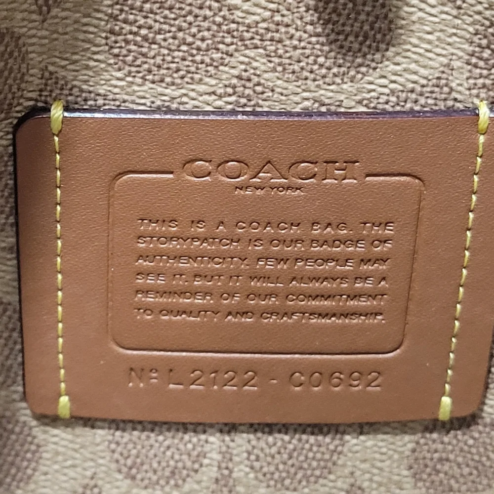 Coach Willow Tote Bag Colorblock With Signature Canvas Dove Gray C0692